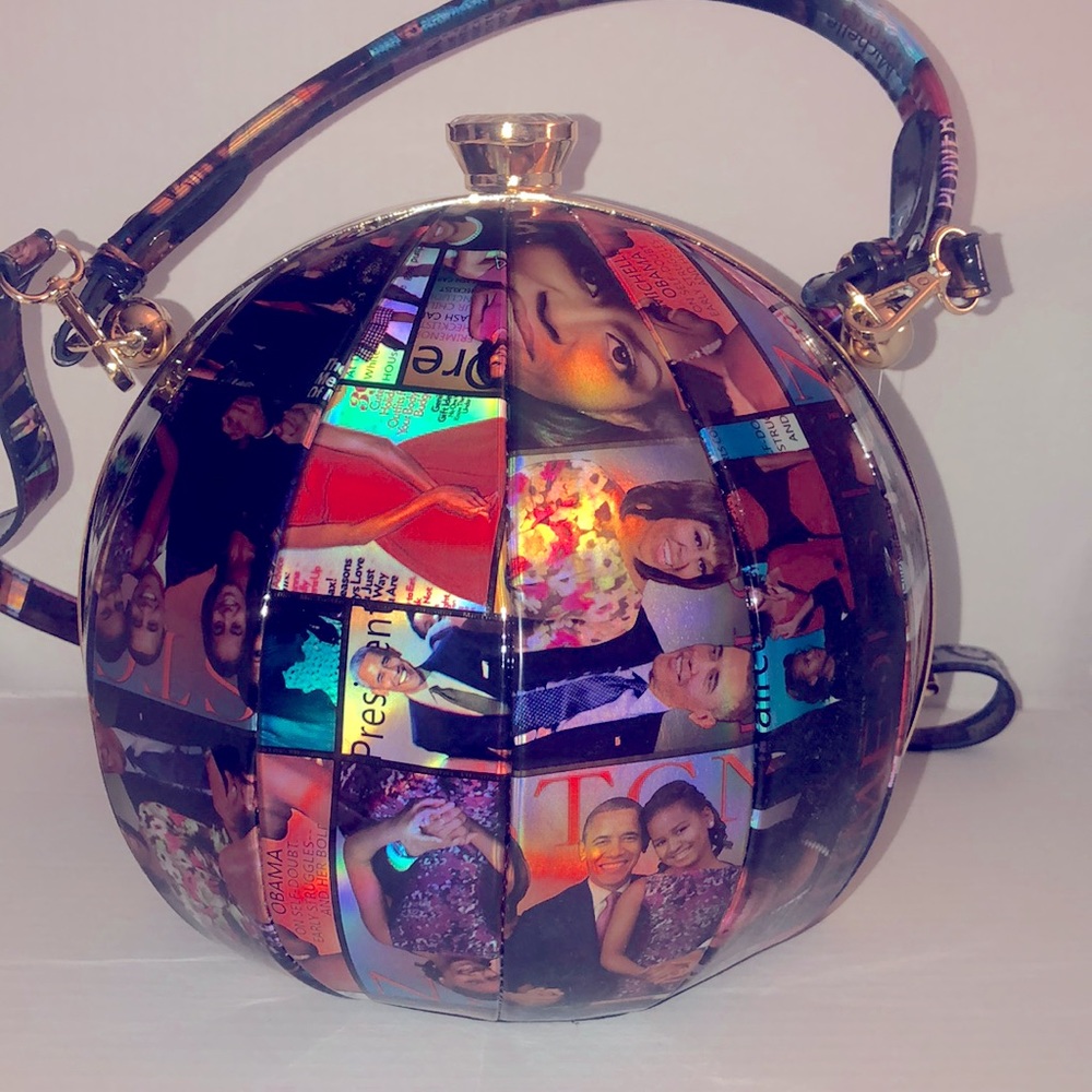 Micheal & Obama round clutch bag